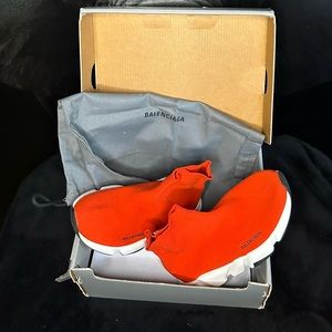 Kids Balenciaga’s red worn twice like brand new